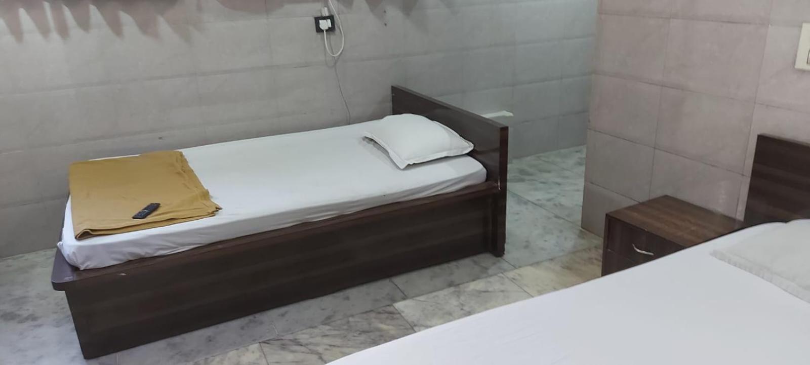 Glitz Hotels Sai Guest House - Nr Inorbit Mall Vashi Navi Mumbai Kültér fotó